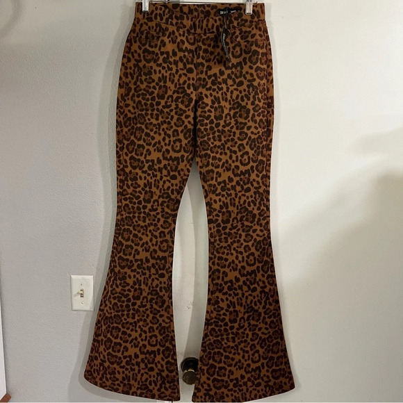 Blank NYC Leopard Print Faux Suede Flare Leg , Pull-on Pants - Picture 3 of 14